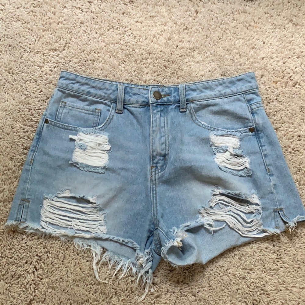 Ripped Jean shorts